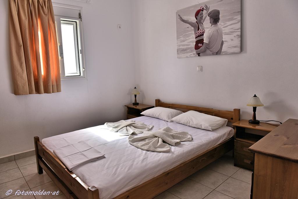Albatros Hotel Amoopi Extérieur photo