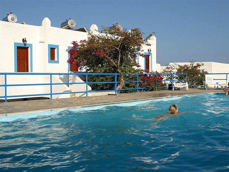 Albatros Hotel Amoopi Extérieur photo