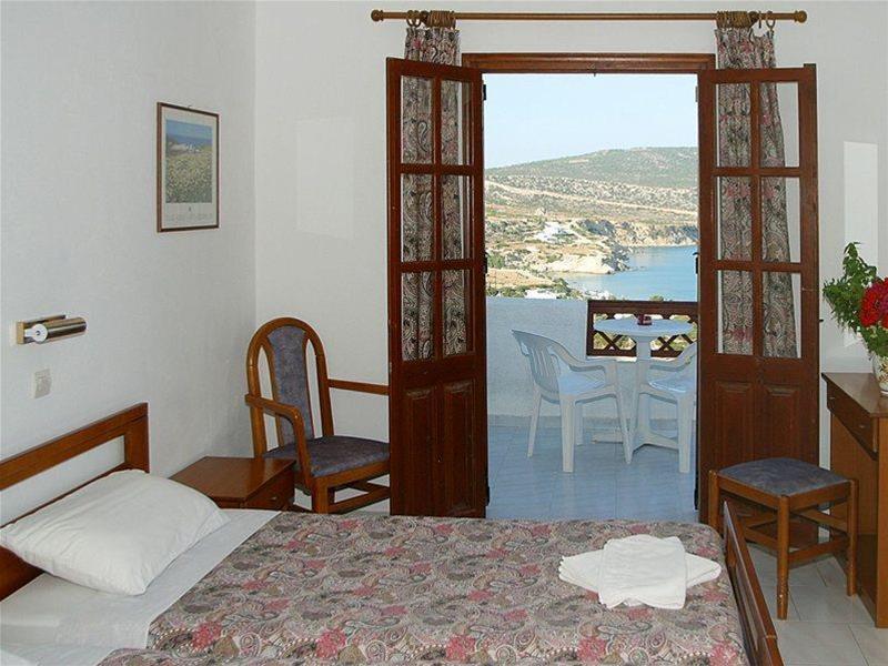 Albatros Hotel Amoopi Extérieur photo